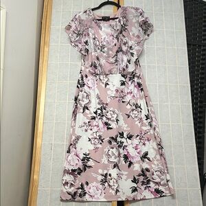 SOFT PINK  Floral Midi Dress